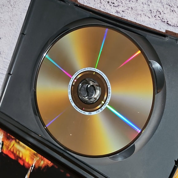 ๐3/$25๐ The Fifth Element DVD - Picture 5 of 5